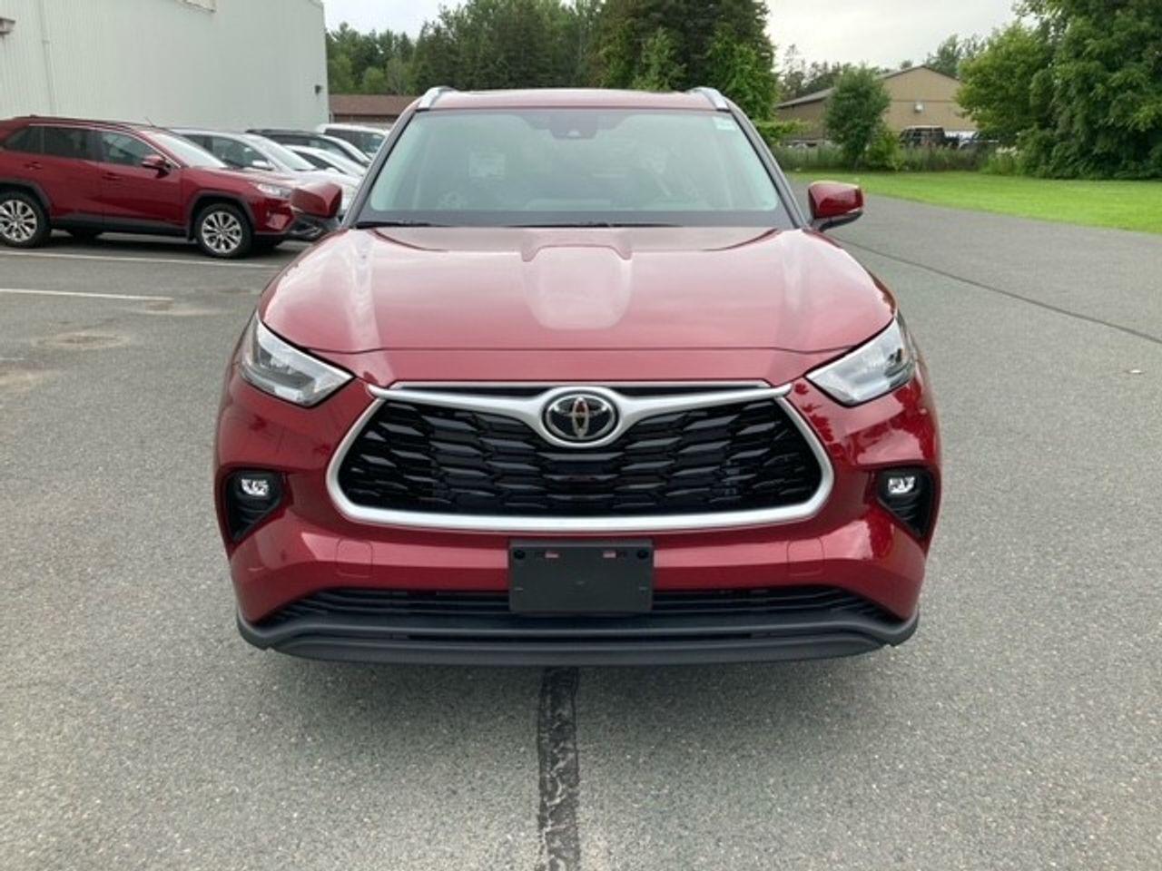 2021 Toyota Highlander XLE-1