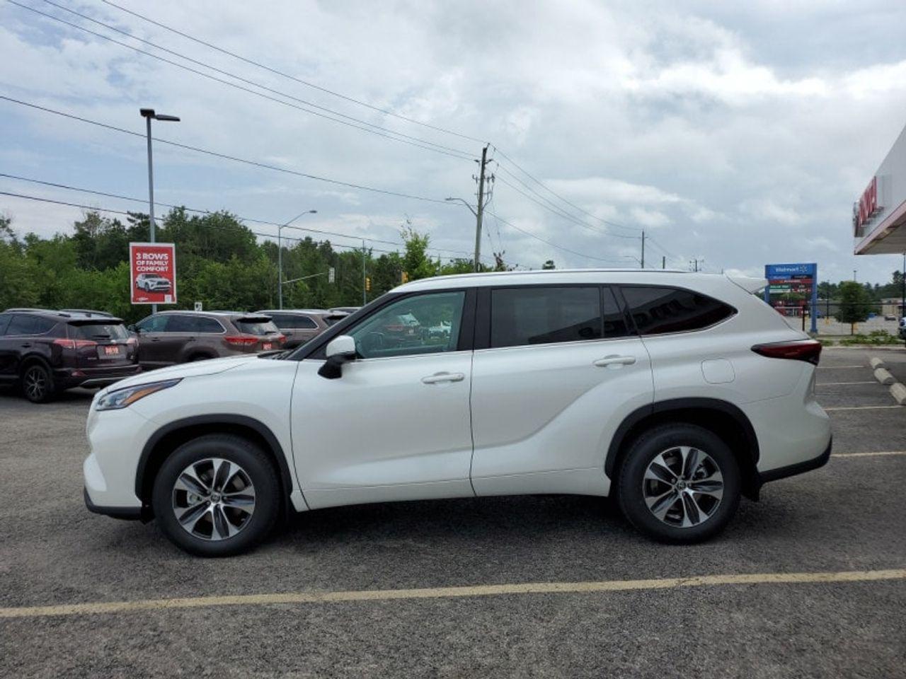 2021 Toyota Highlander XLE-4