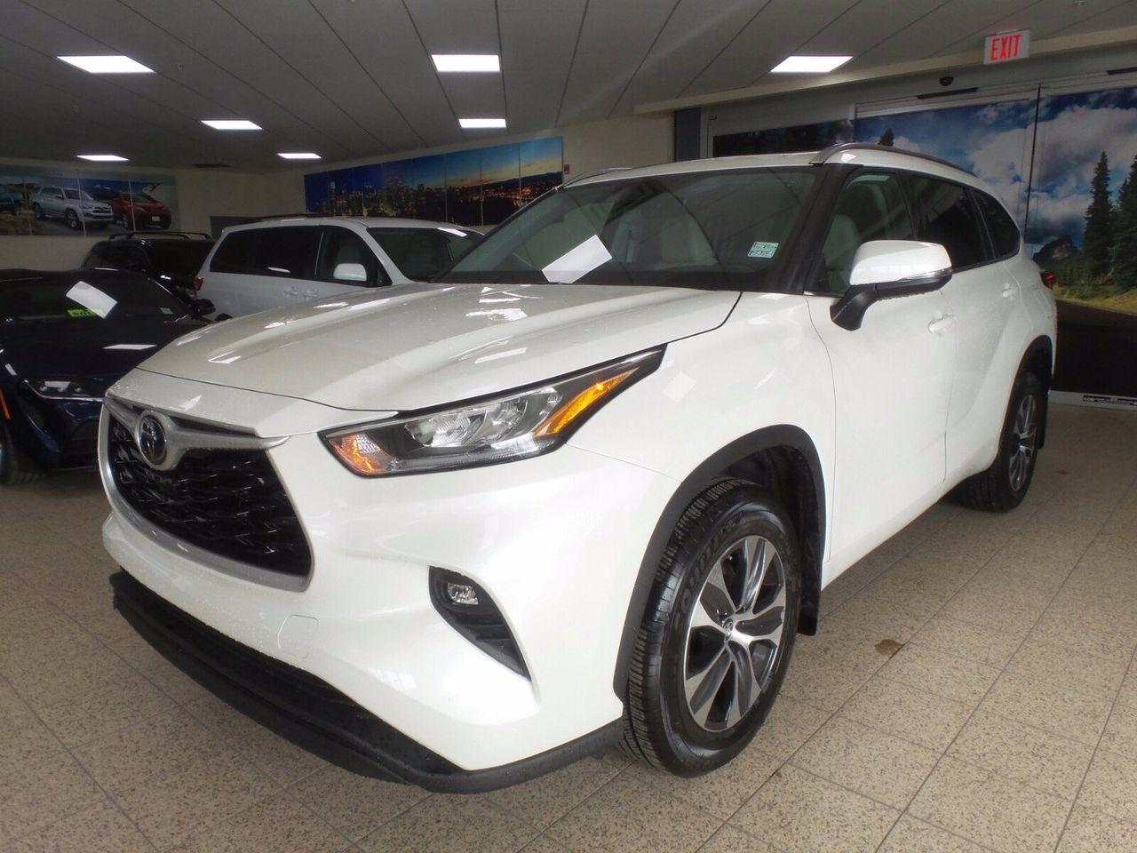 2021 Toyota Highlander XLE-0