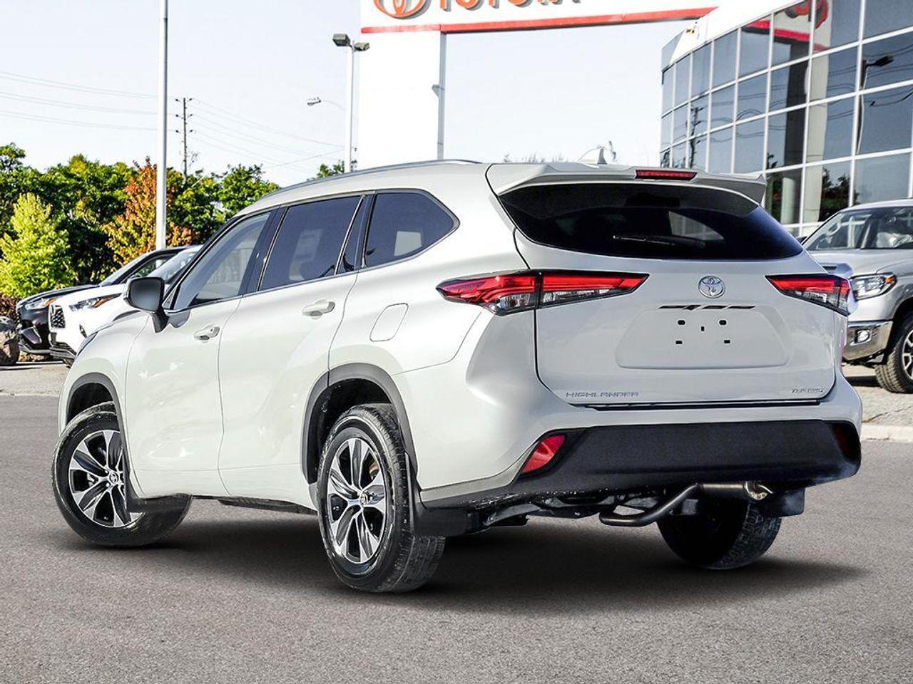 2021 Toyota Highlander XLE-3