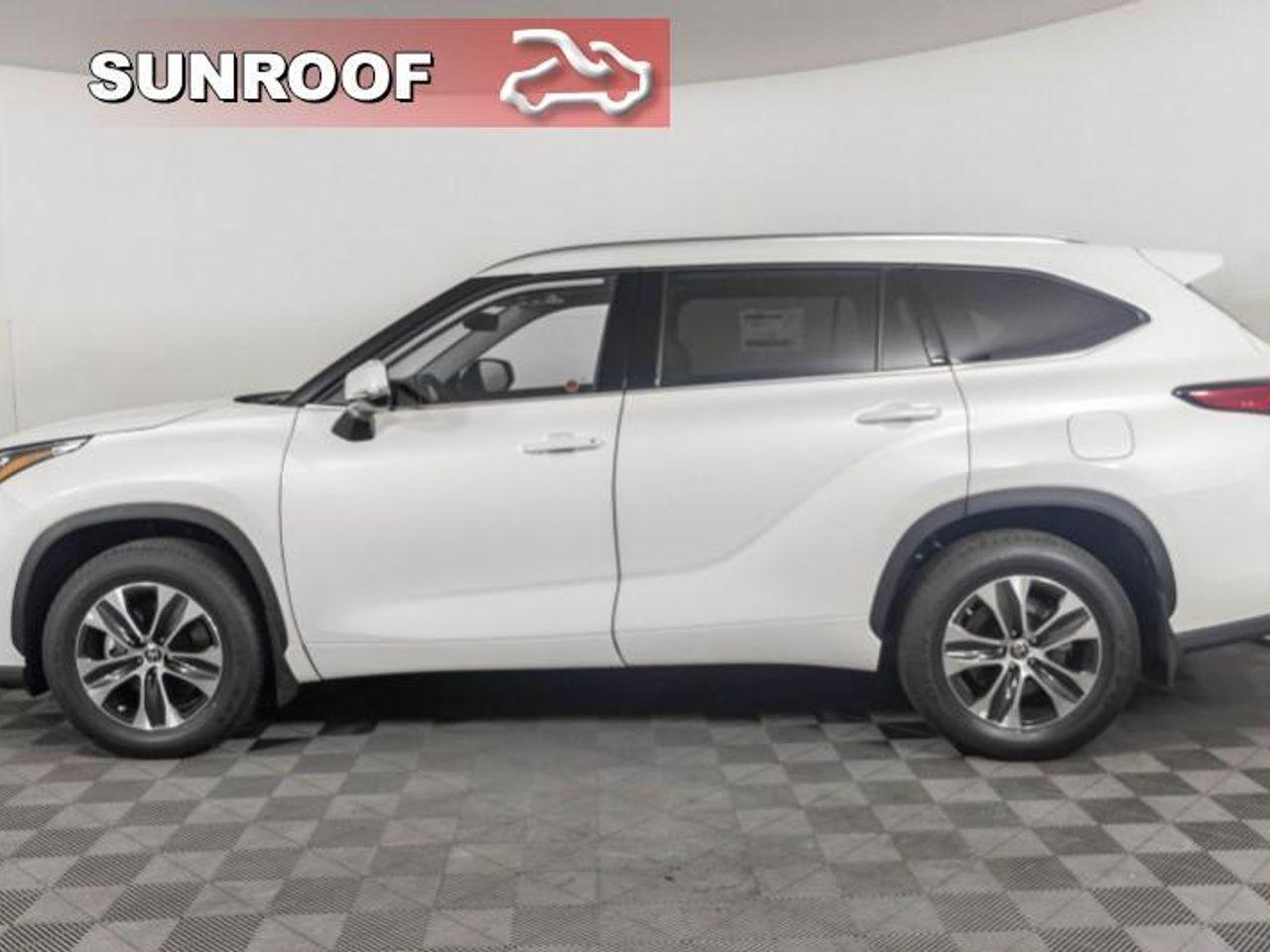 2021 Toyota Highlander XLE-3