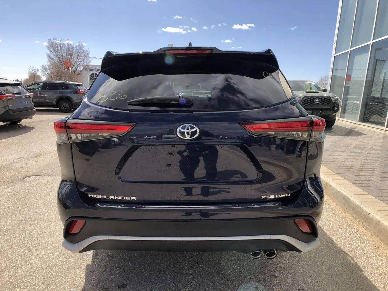 2021 Toyota Highlander XSE-3