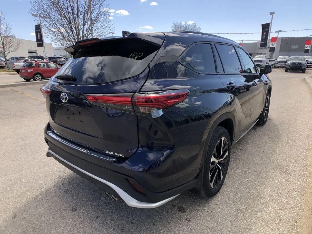 2021 Toyota Highlander XSE-4