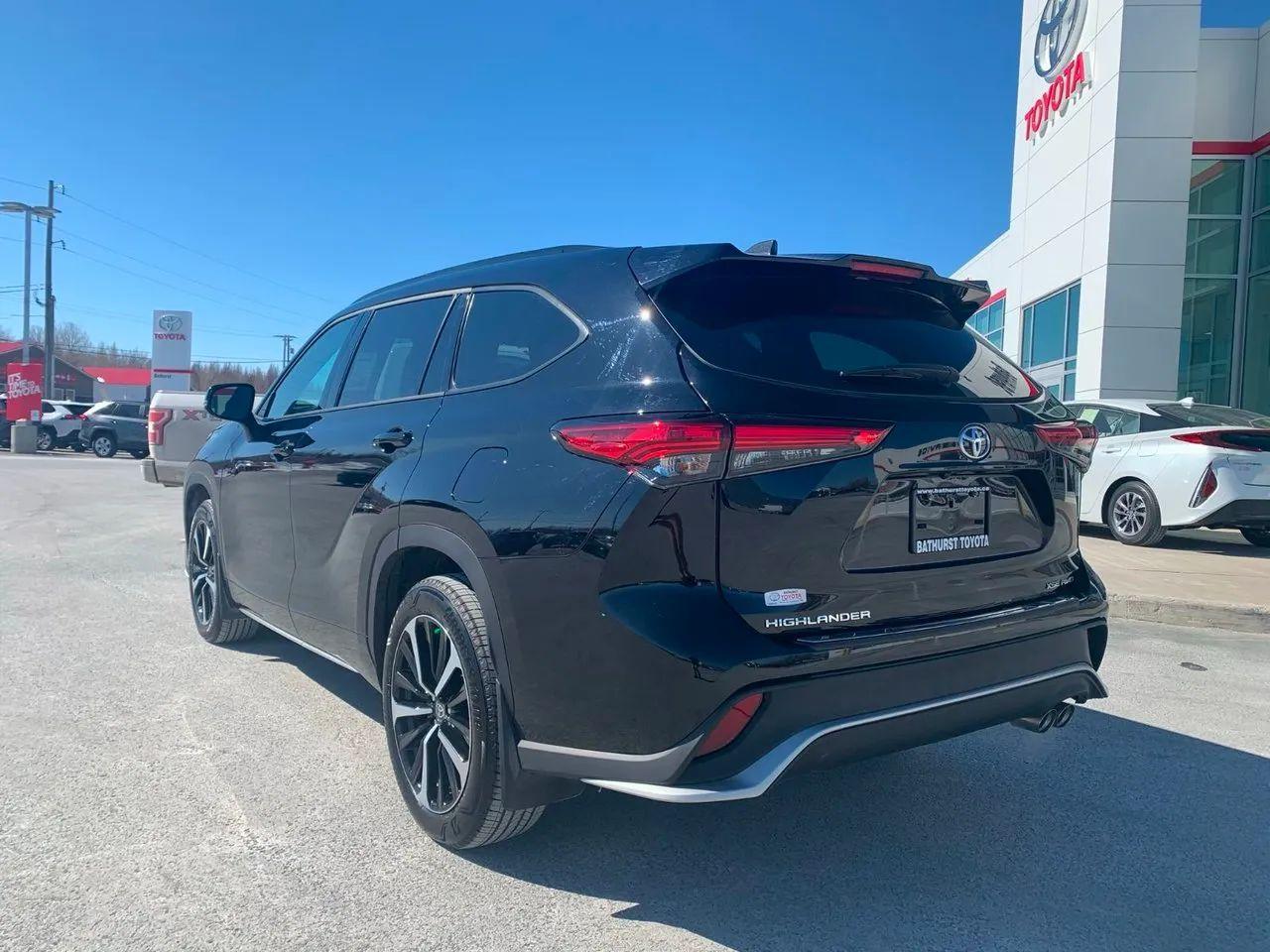 2021 Toyota Highlander XSE-2