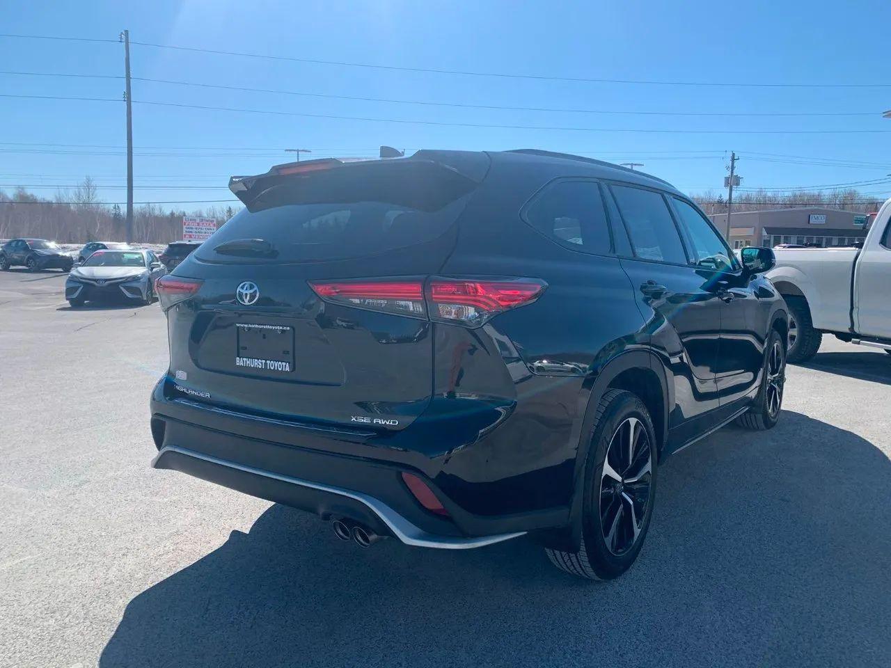 2021 Toyota Highlander XSE-3