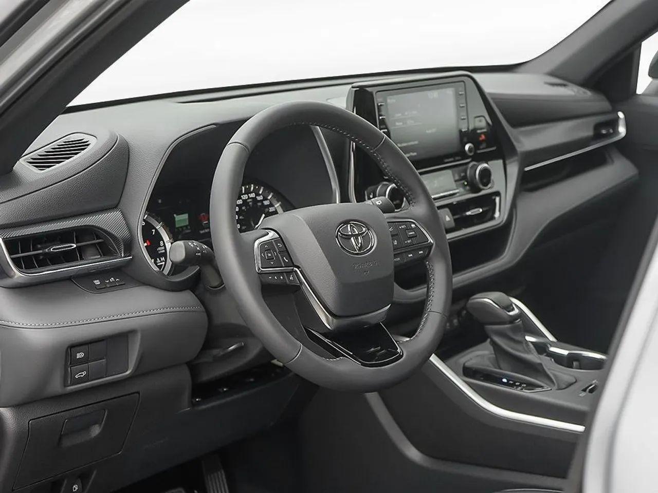2021 Toyota Highlander XSE-2