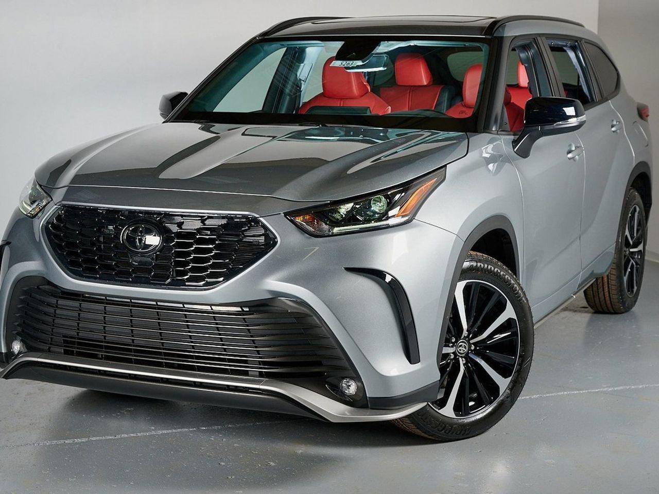 2021 Toyota Highlander XSE-1