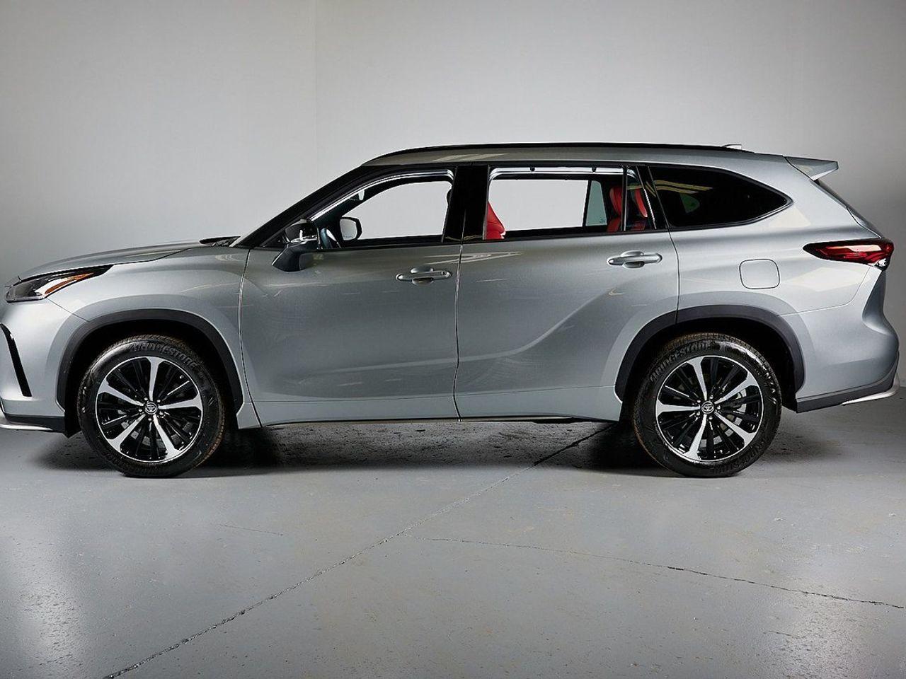 2021 Toyota Highlander XSE-4