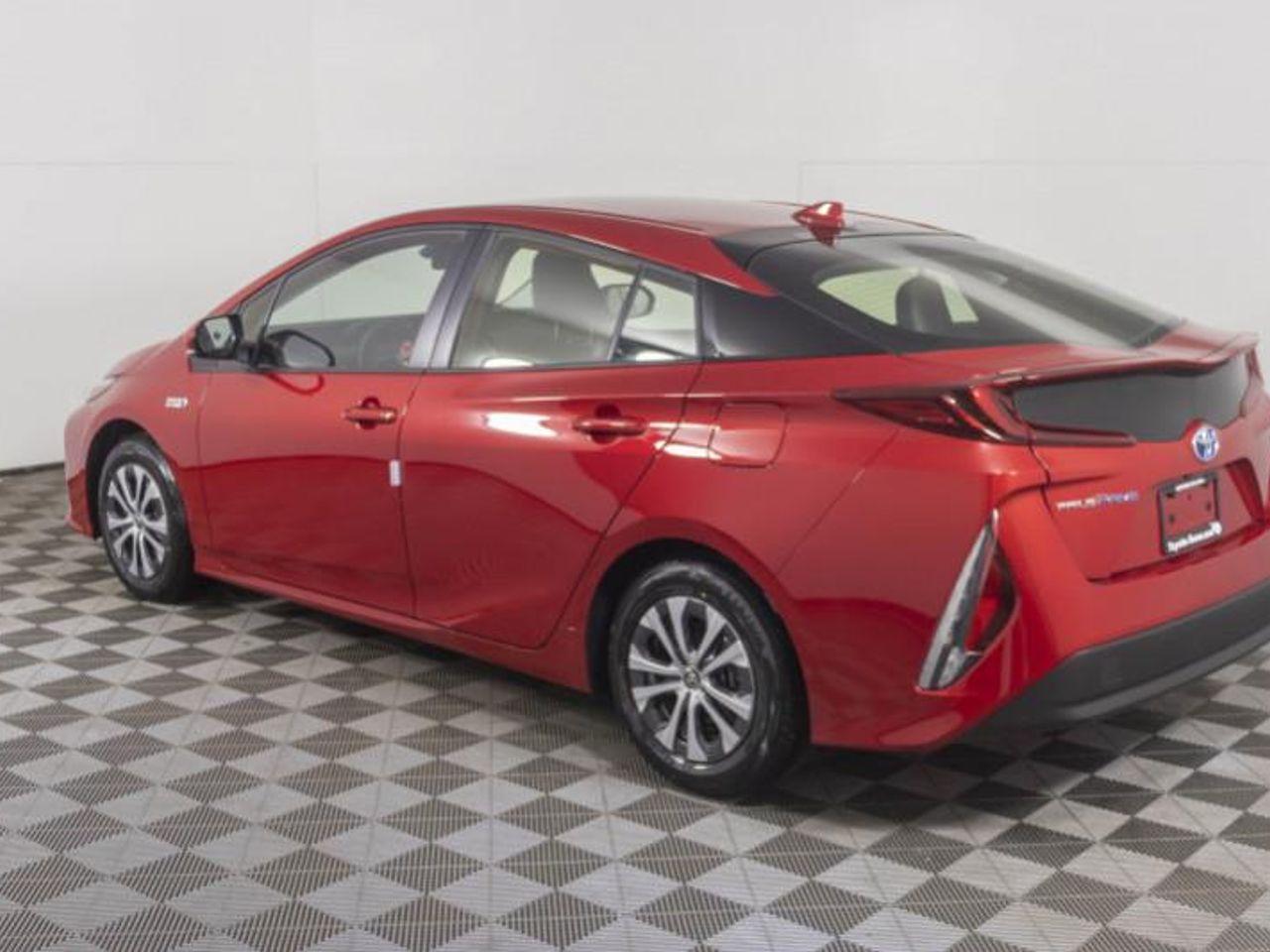 2021 Toyota Prius Prime LE-4
