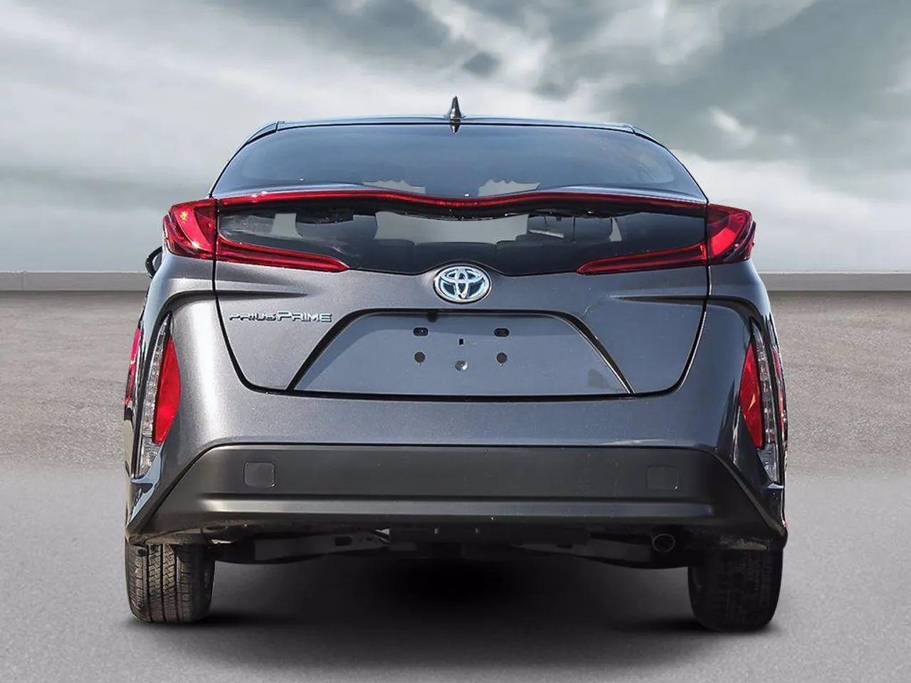 2021 Toyota Prius Prime LE-4
