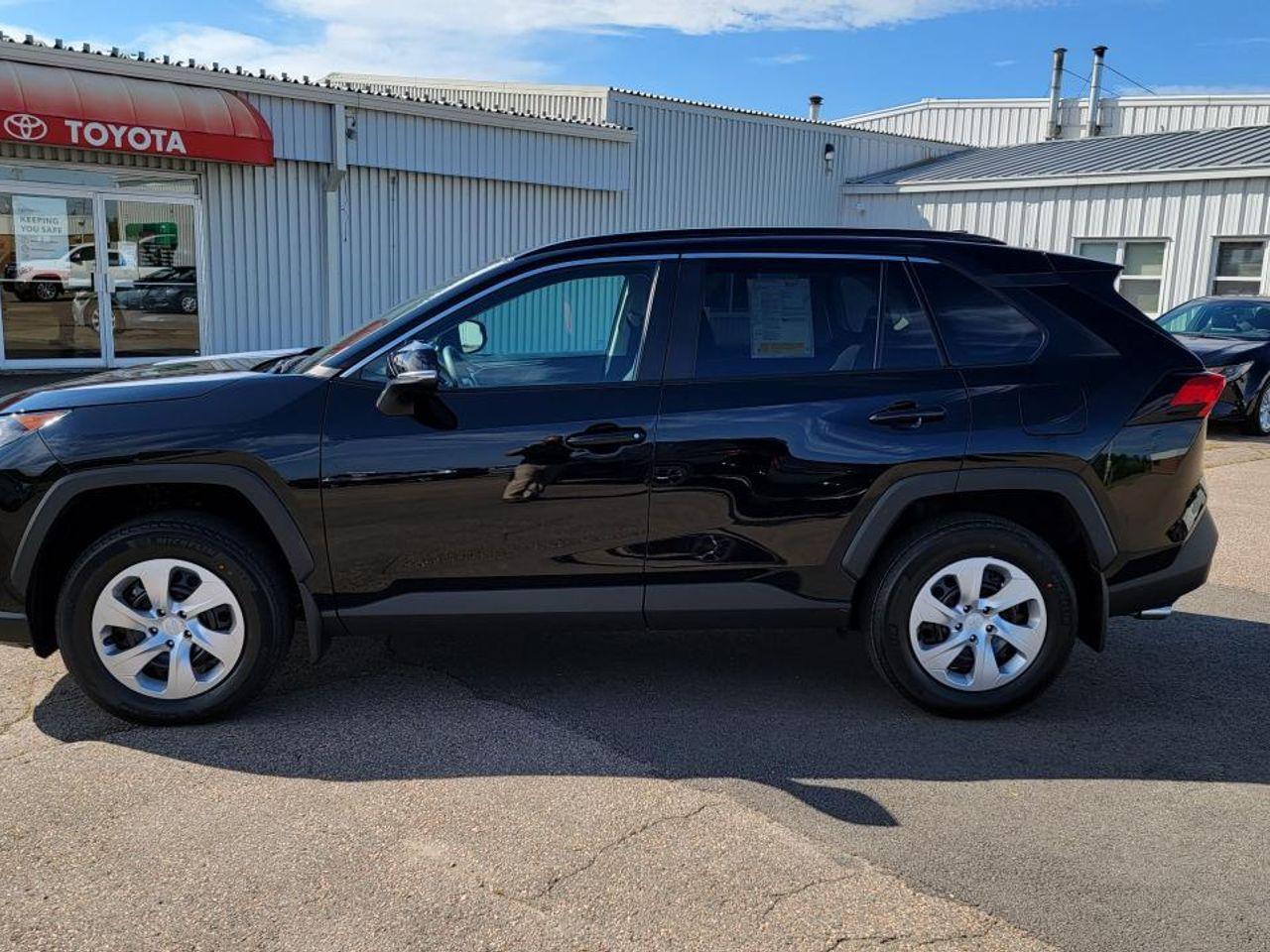 2021 Toyota RAV4 LE-1
