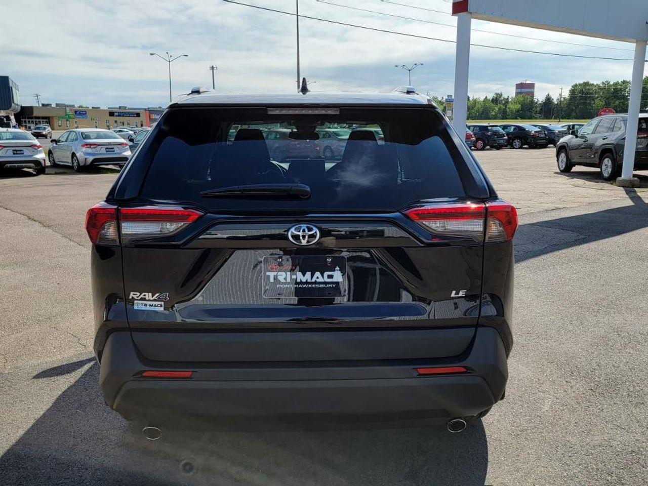 2021 Toyota RAV4 LE-3