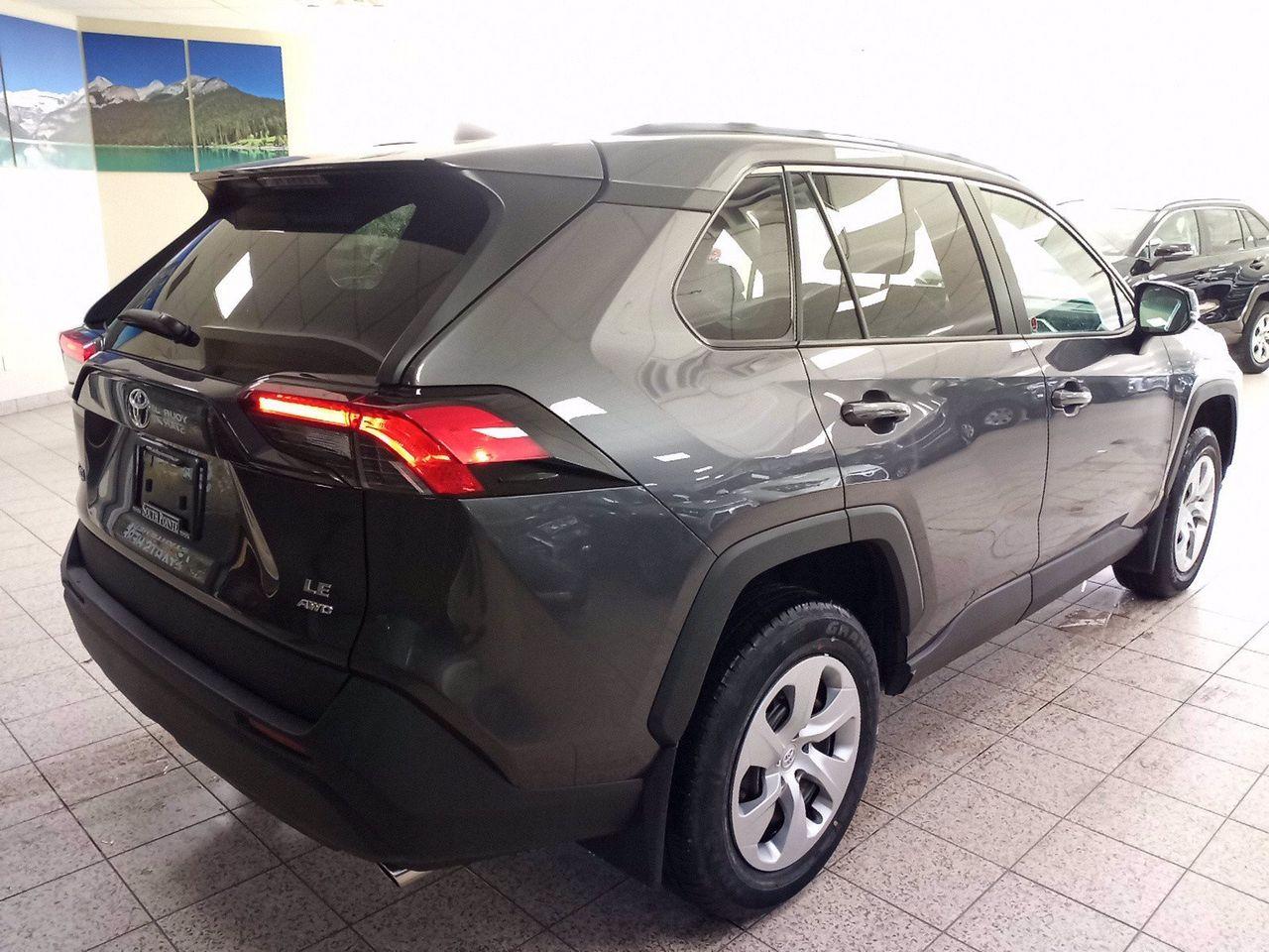2021 Toyota RAV4 LE-3