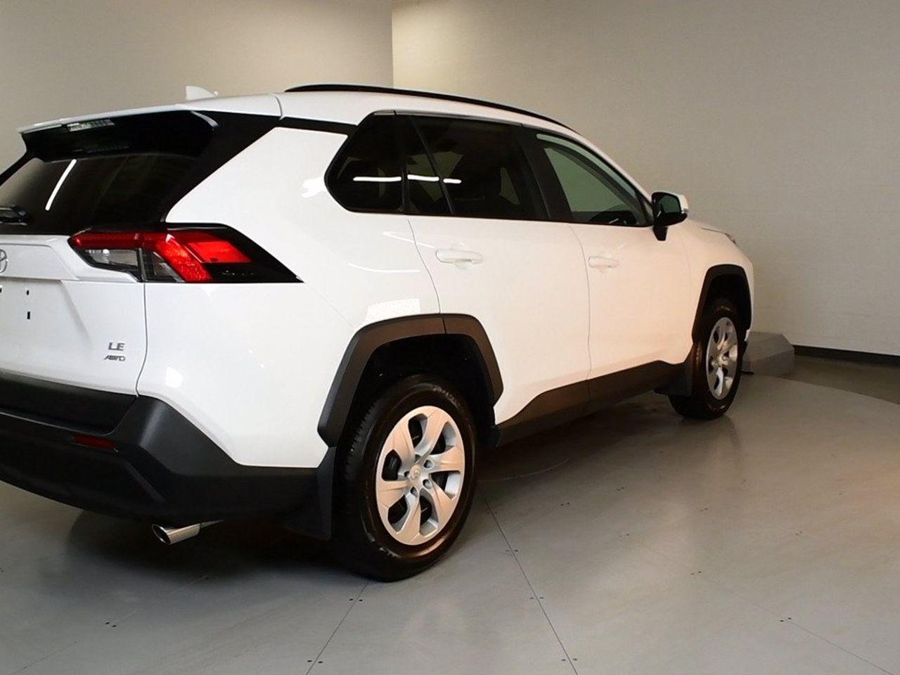 2021 Toyota RAV4 LE-4