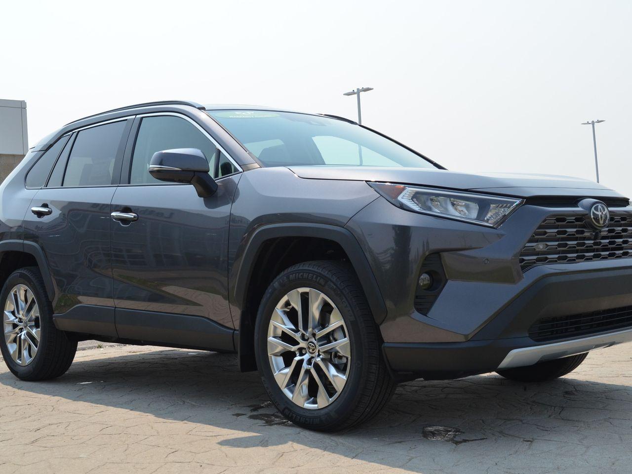 2021 Toyota RAV4 Limited-4