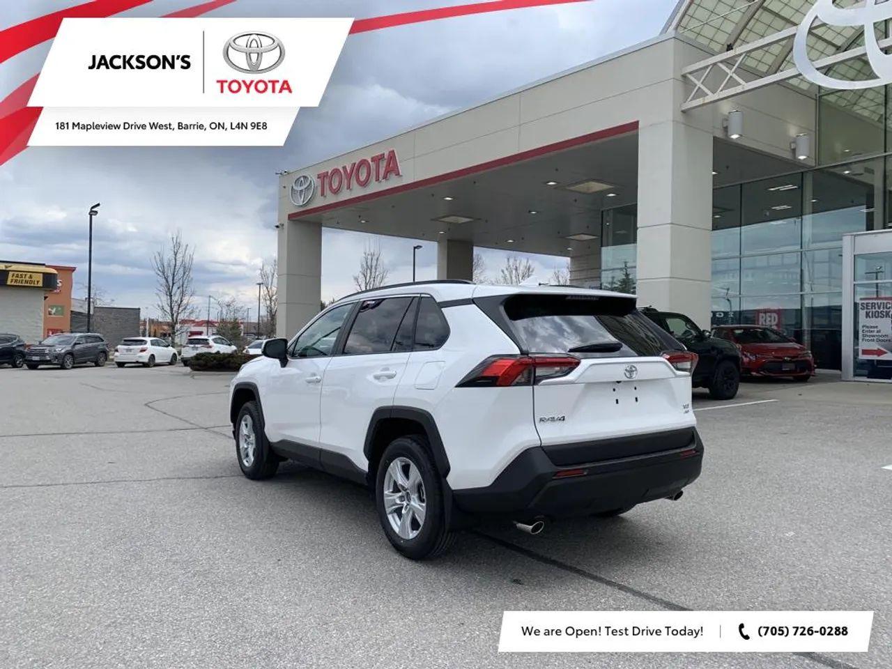 2021 Toyota RAV4 XLE-2