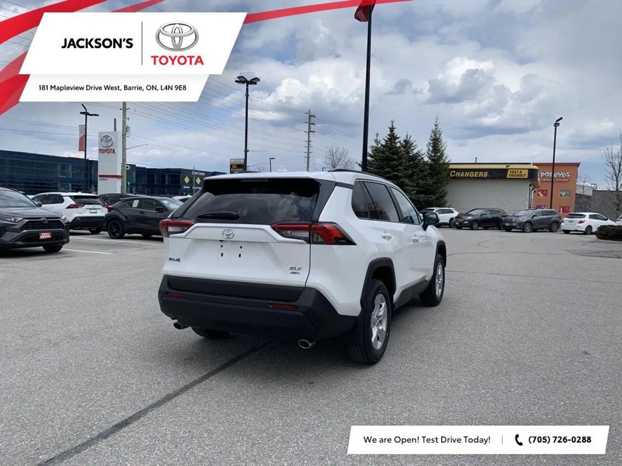 2021 Toyota RAV4 XLE-4