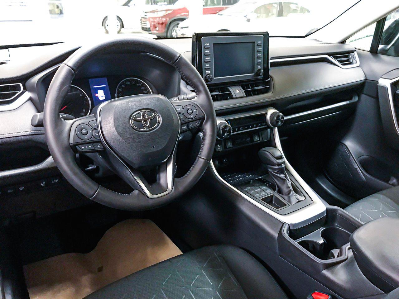 2021 Toyota RAV4 XLE-4