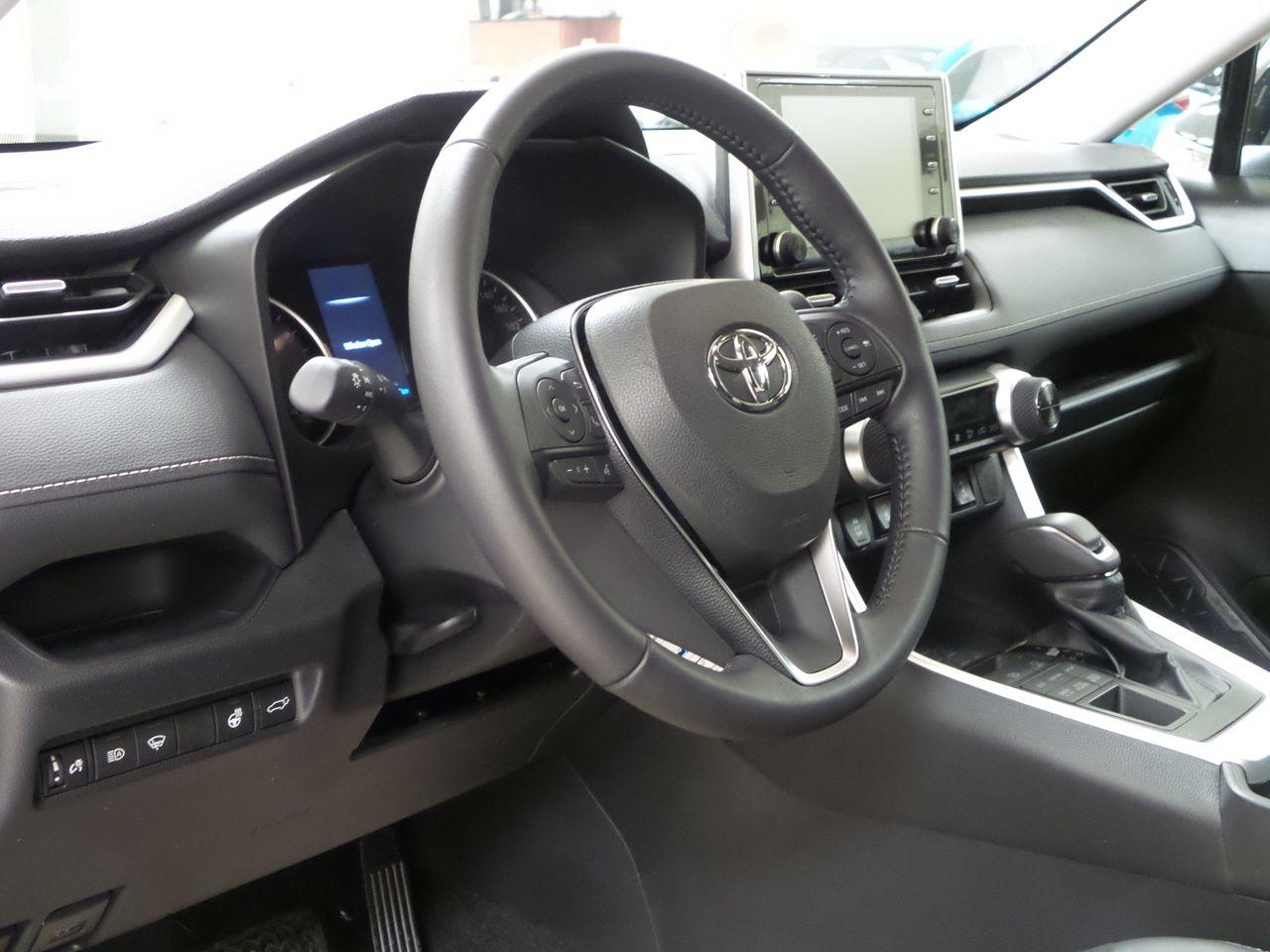 2021 Toyota RAV4 XLE-2