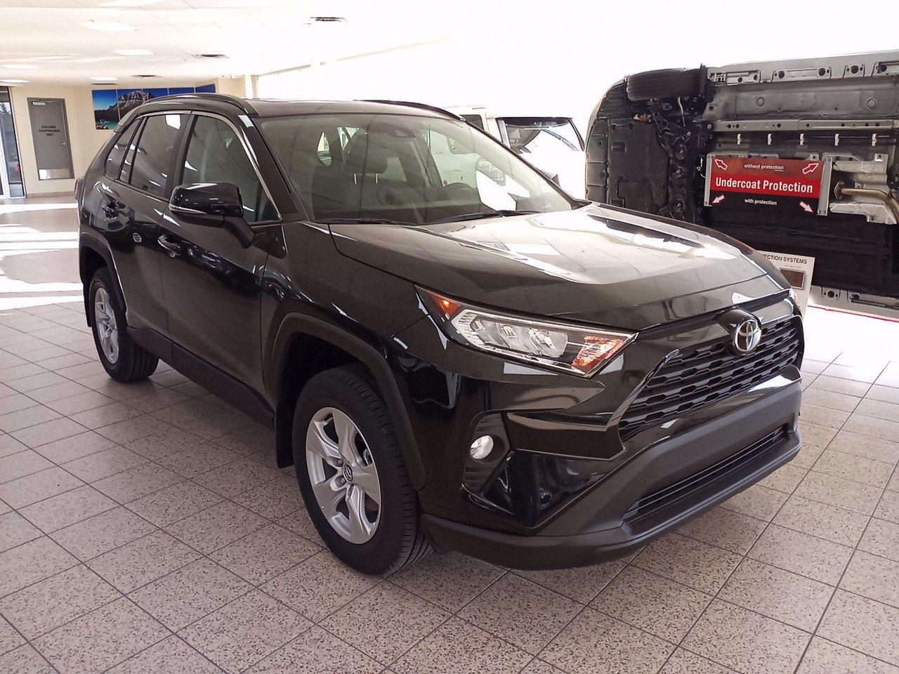 2021 Toyota RAV4 XLE-2
