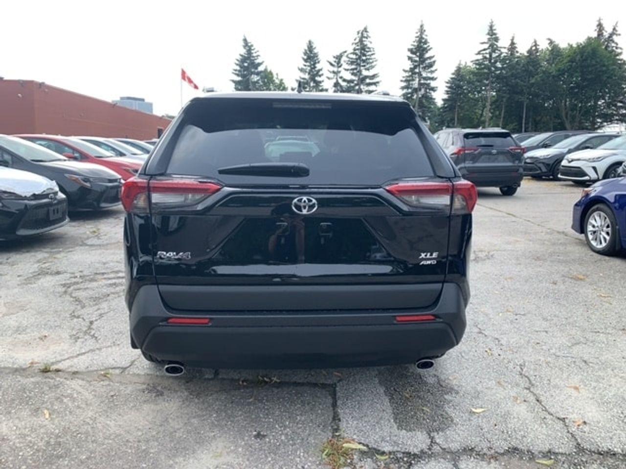 2021 Toyota RAV4 XLE-3