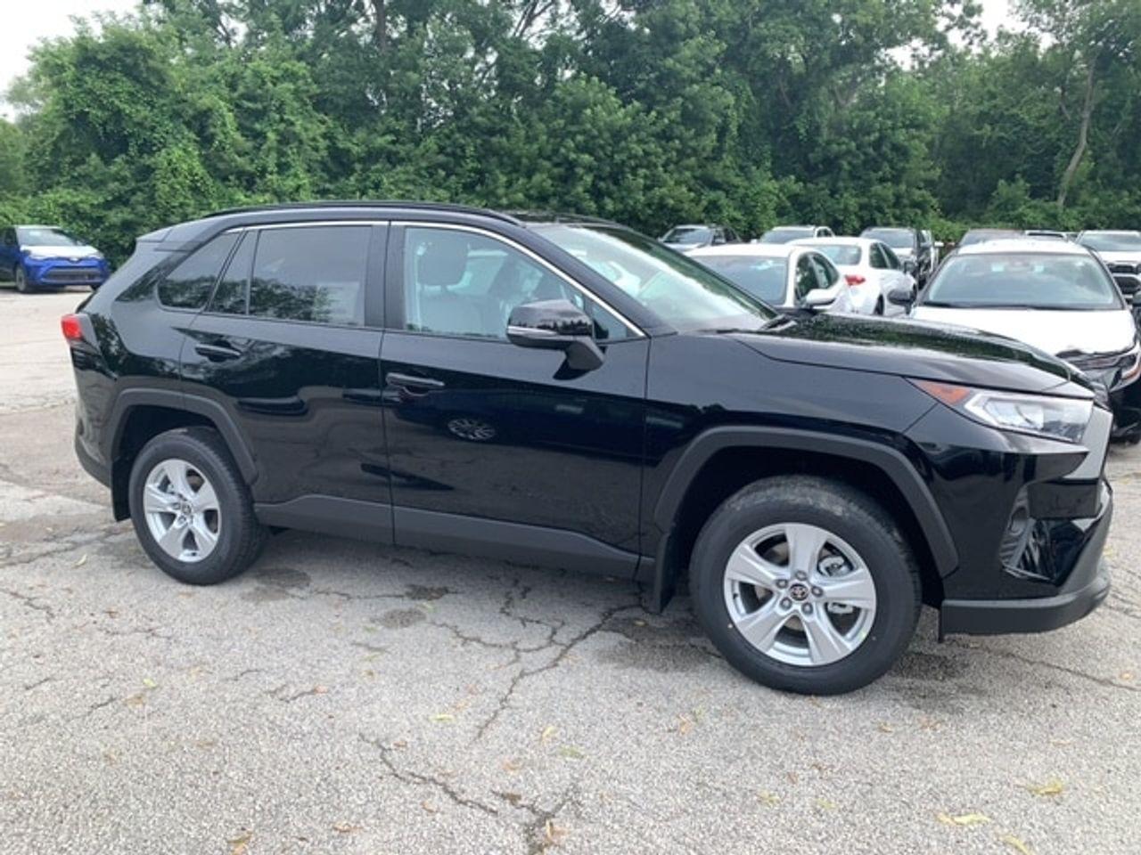 2021 Toyota RAV4 XLE-4