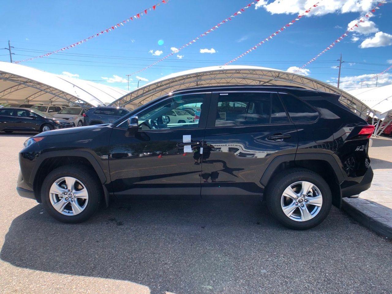 2021 Toyota RAV4 XLE-3