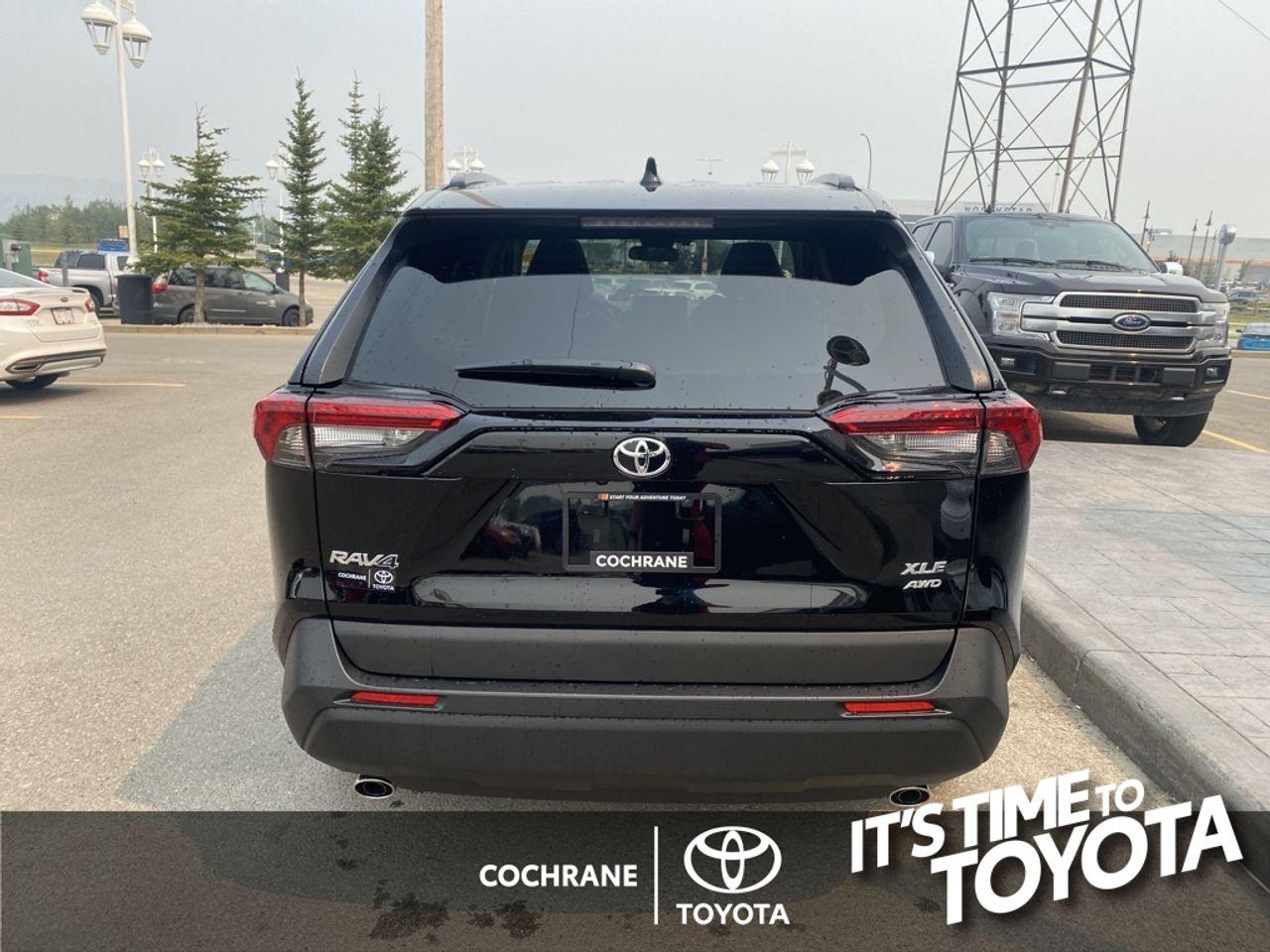 2021 Toyota RAV4 XLE-3
