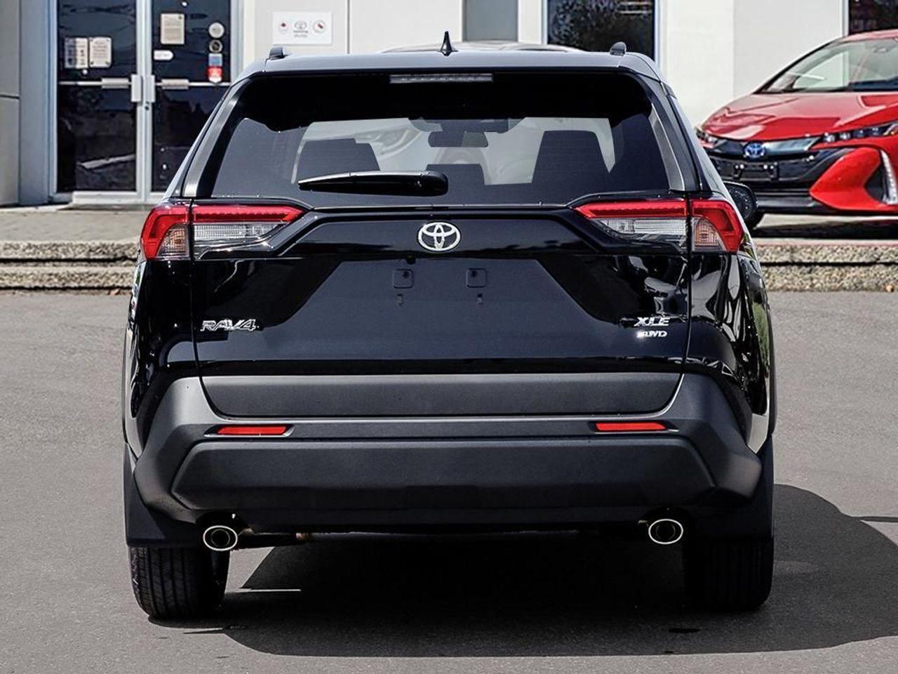 2021 Toyota RAV4 XLE-3