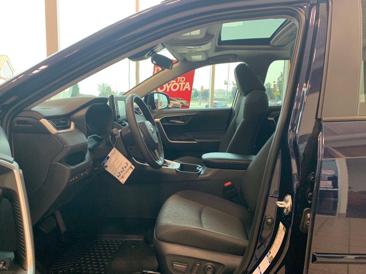 2021 Toyota RAV4 XLE-3
