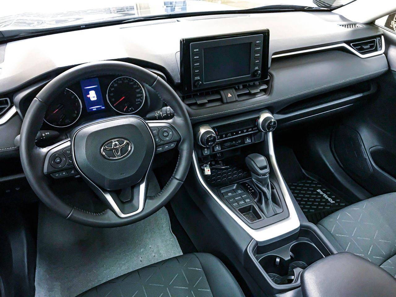 2021 Toyota RAV4 XLE-3