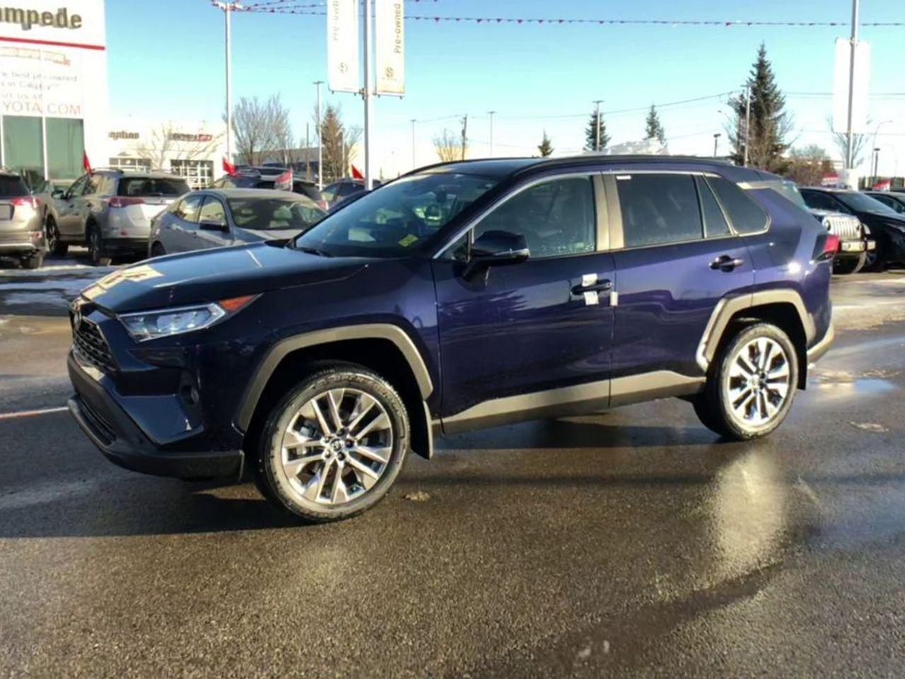 2021 Toyota RAV4 XLE-2