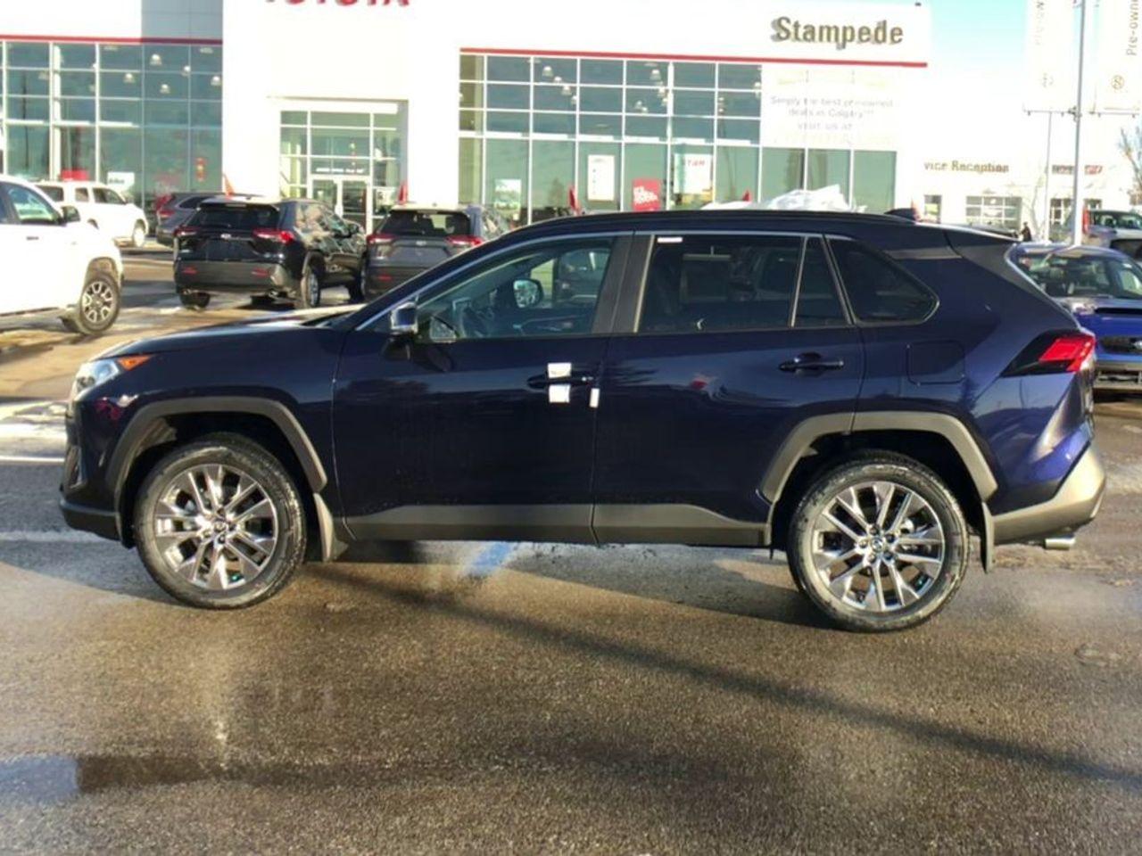 2021 Toyota RAV4 XLE-3