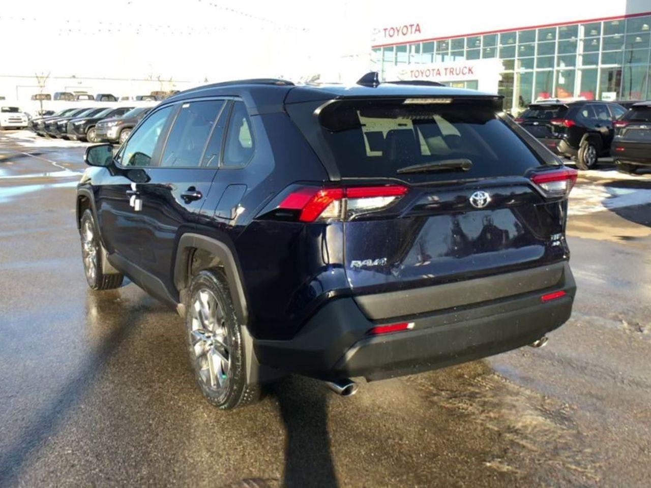 2021 Toyota RAV4 XLE-4