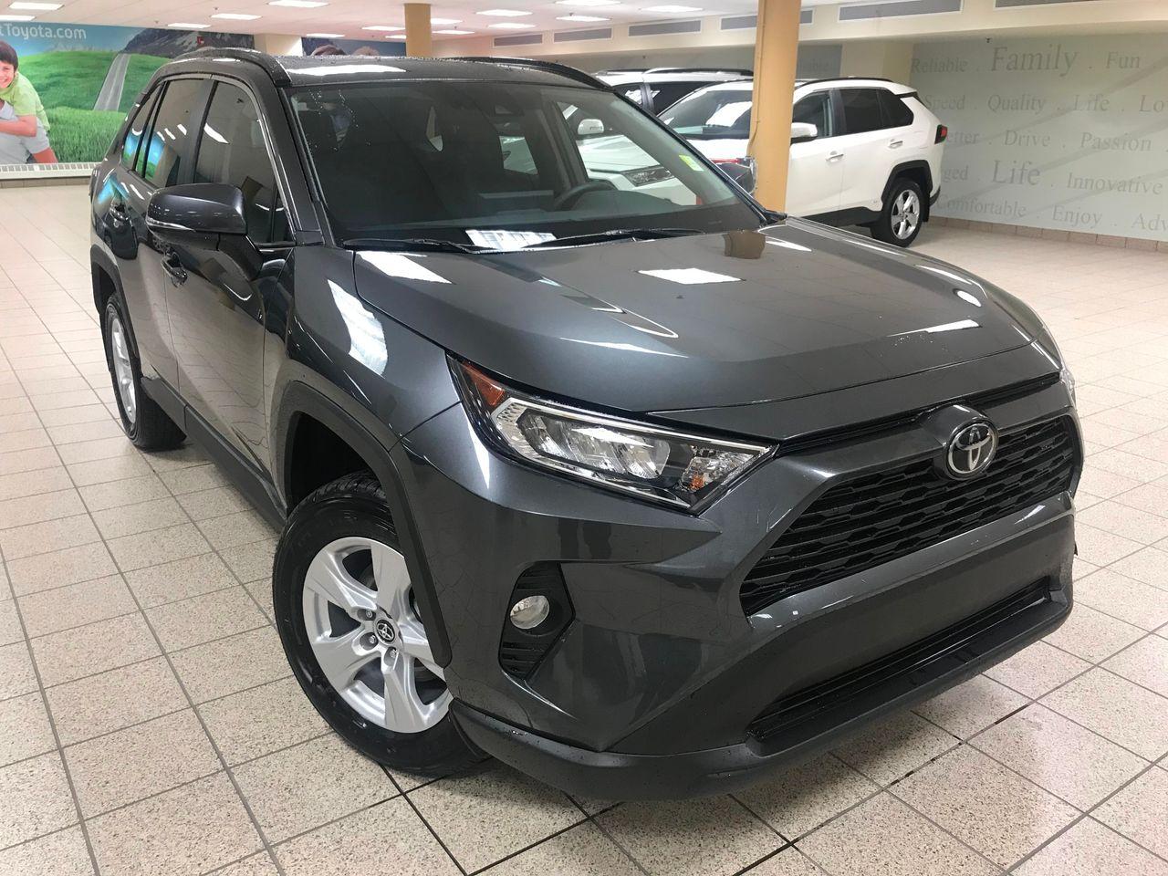 2021 Toyota RAV4 XLE-0