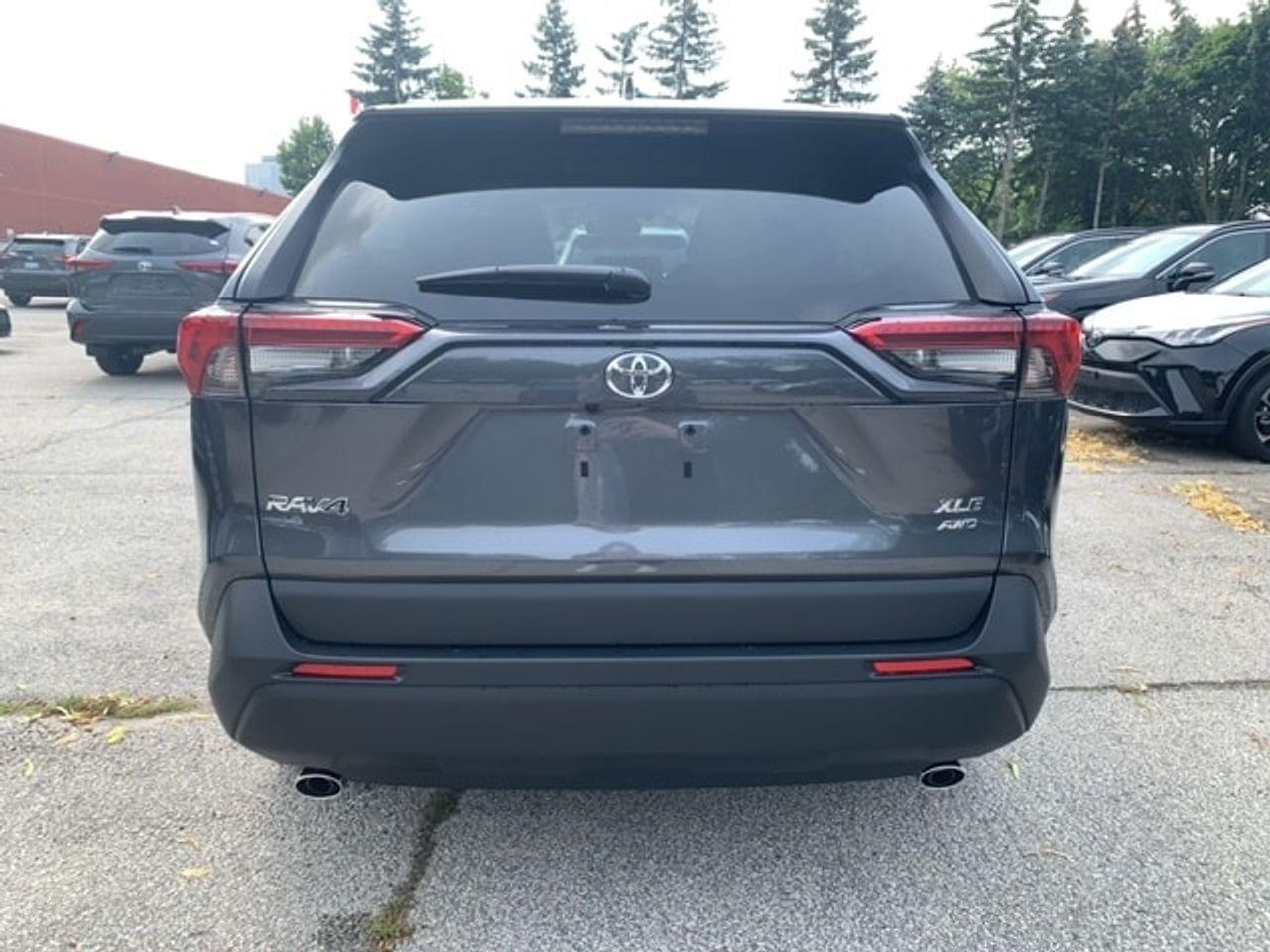 2021 Toyota RAV4 XLE-3