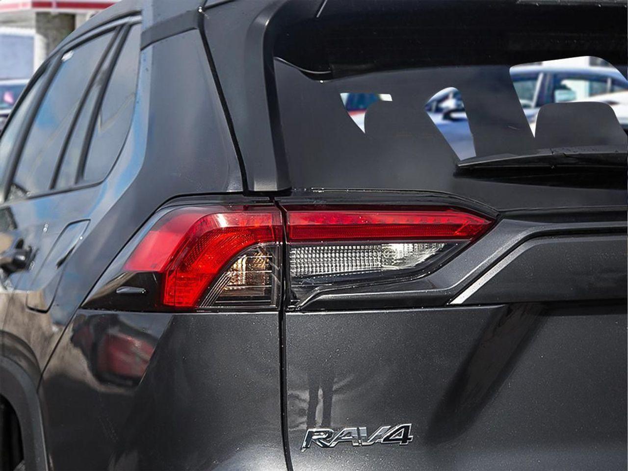 2021 Toyota RAV4 XLE-4