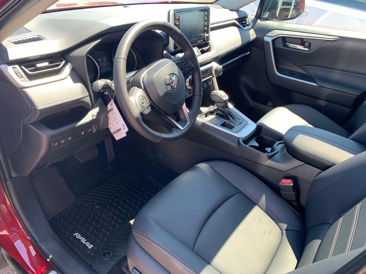 2021 Toyota RAV4 XLE-2