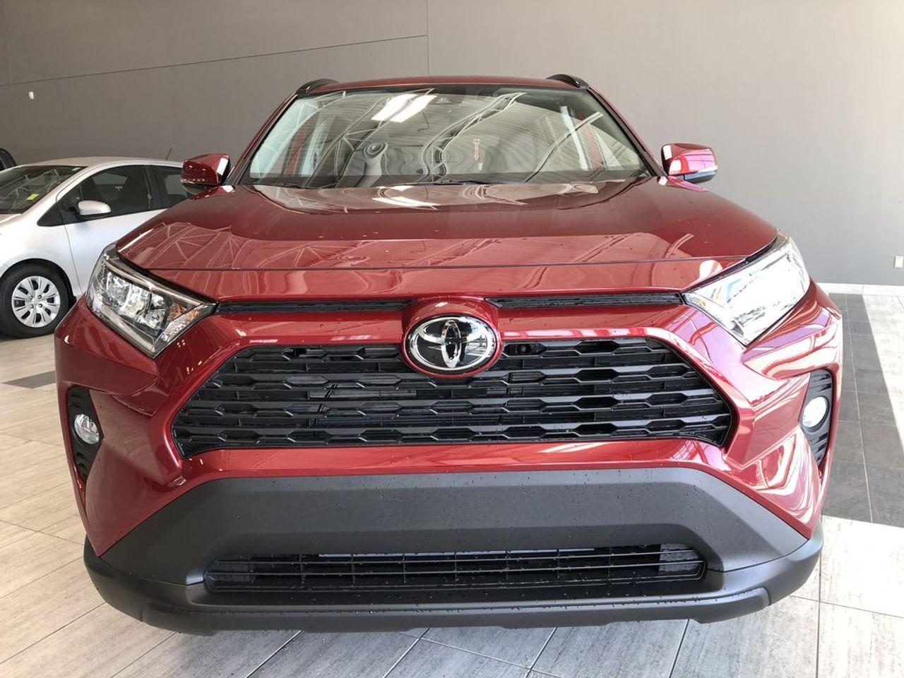 2021 Toyota RAV4 XLE-2
