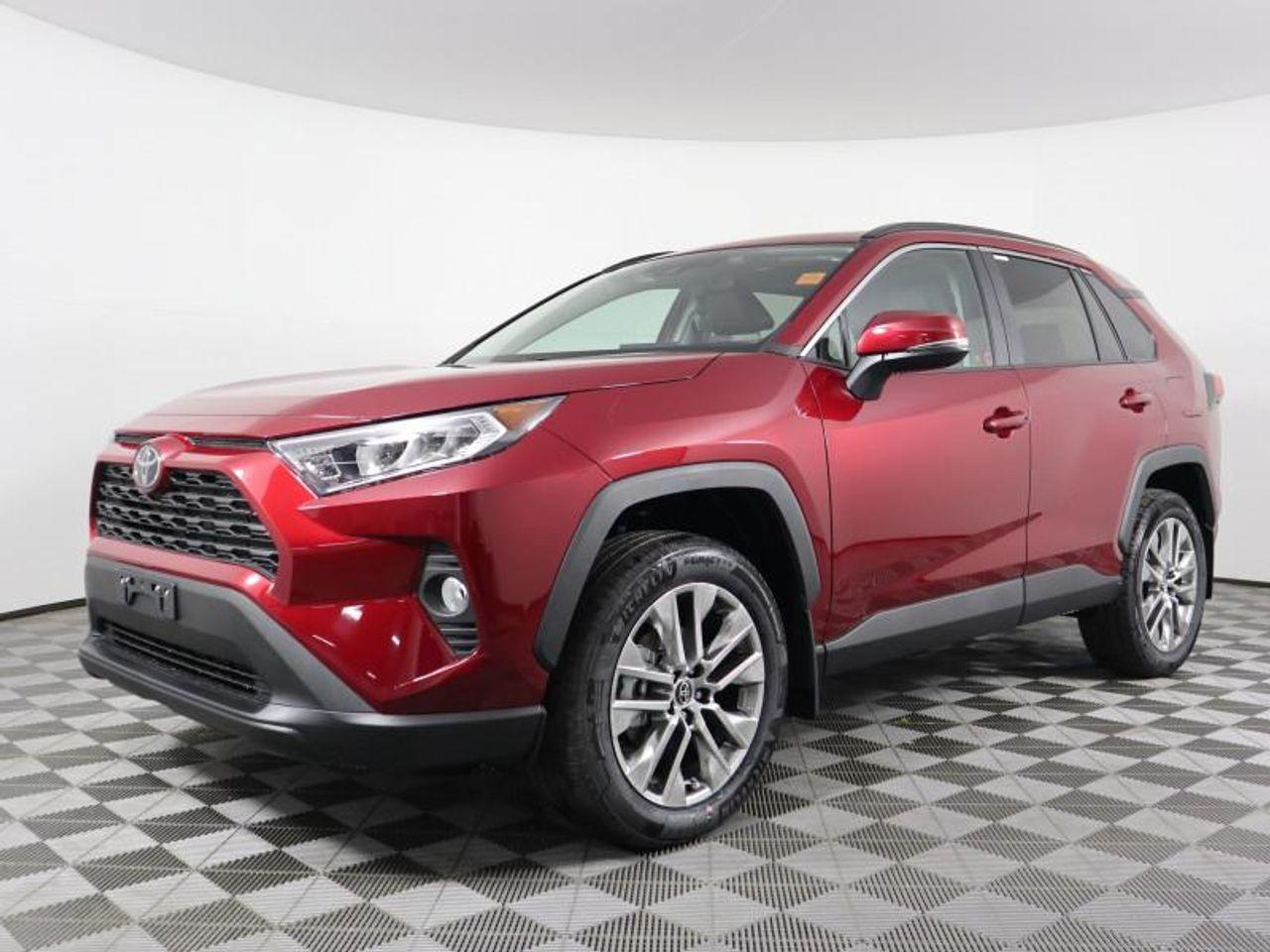 2021 Toyota RAV4 XLE-2