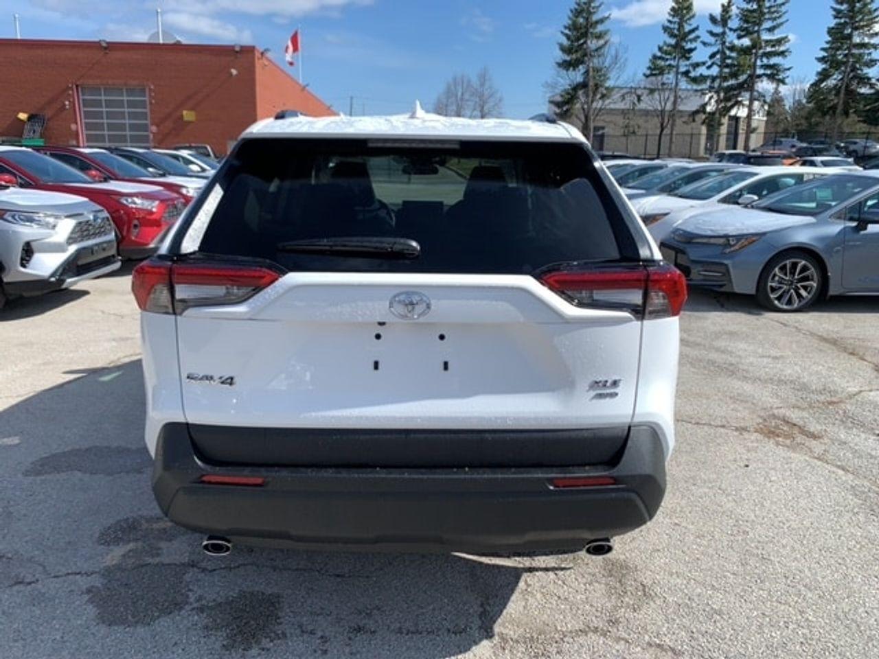 2021 Toyota RAV4 XLE-3