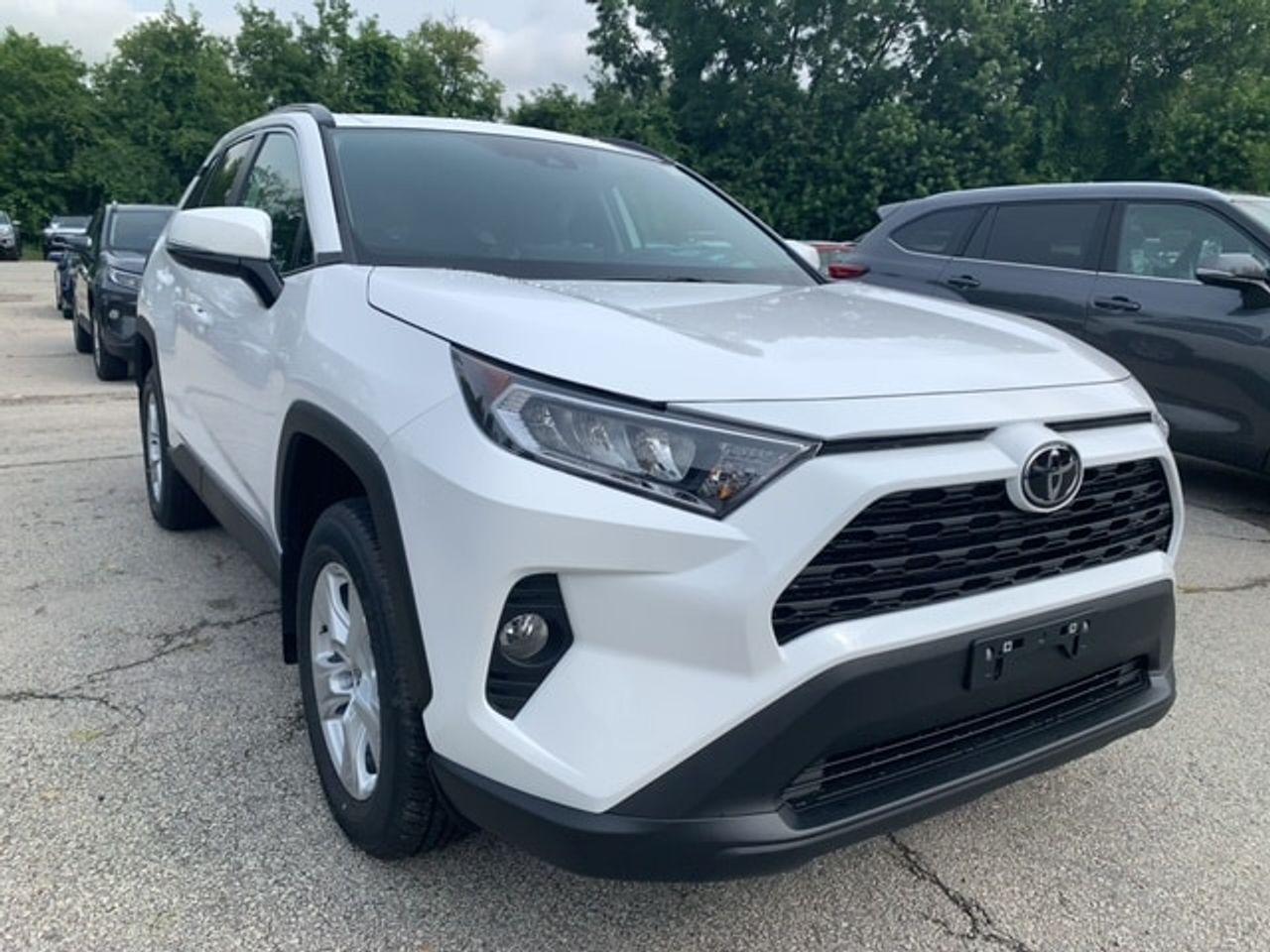2021 Toyota RAV4 XLE-2