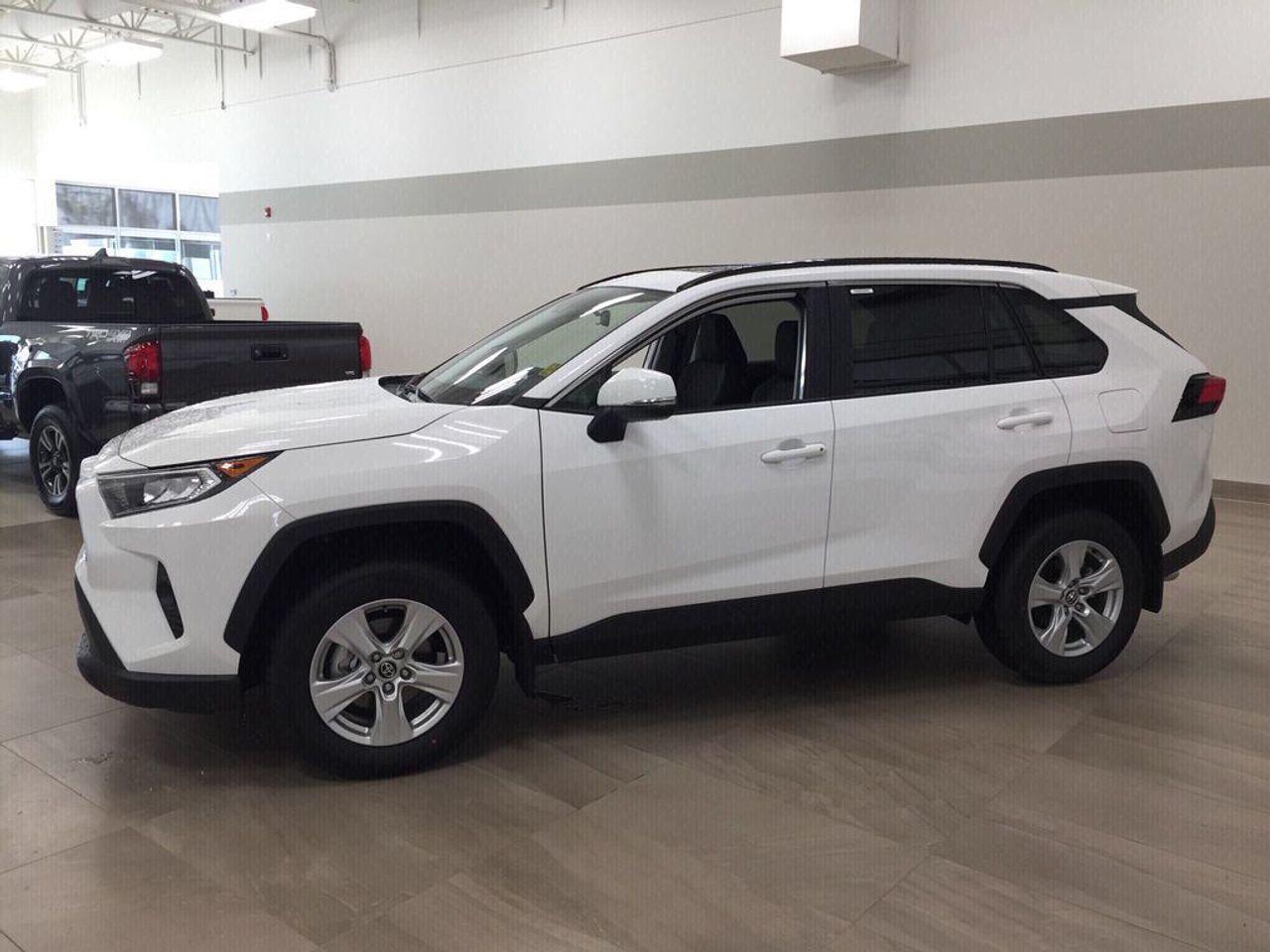 2021 Toyota RAV4 XLE-3