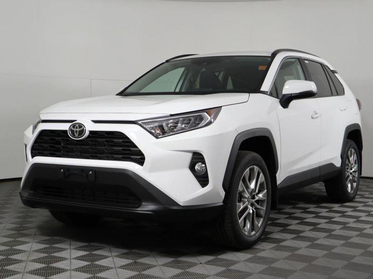 2021 Toyota RAV4 XLE-2