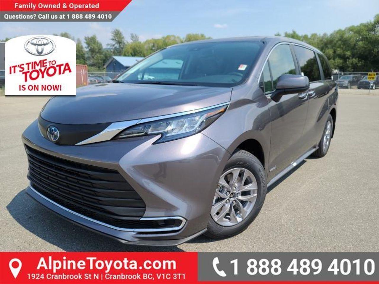 2021 Toyota Sienna XLE-0