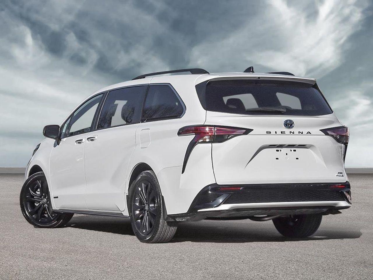 2021 Toyota Sienna XSE-4