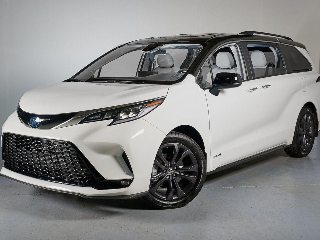 2021 Toyota Sienna XSE-1