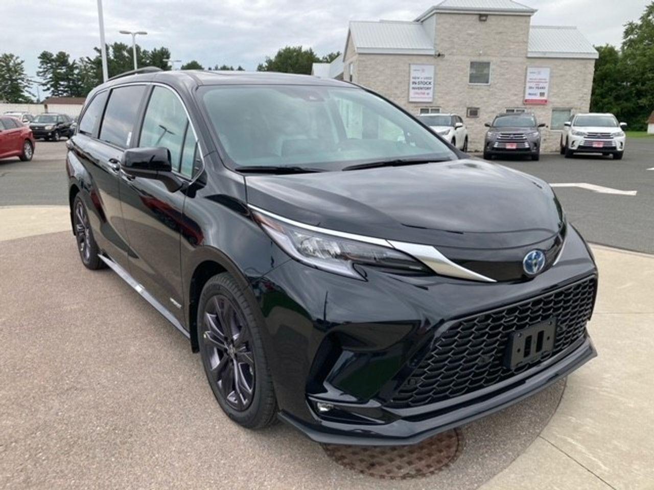 2021 Toyota Sienna XSE-2