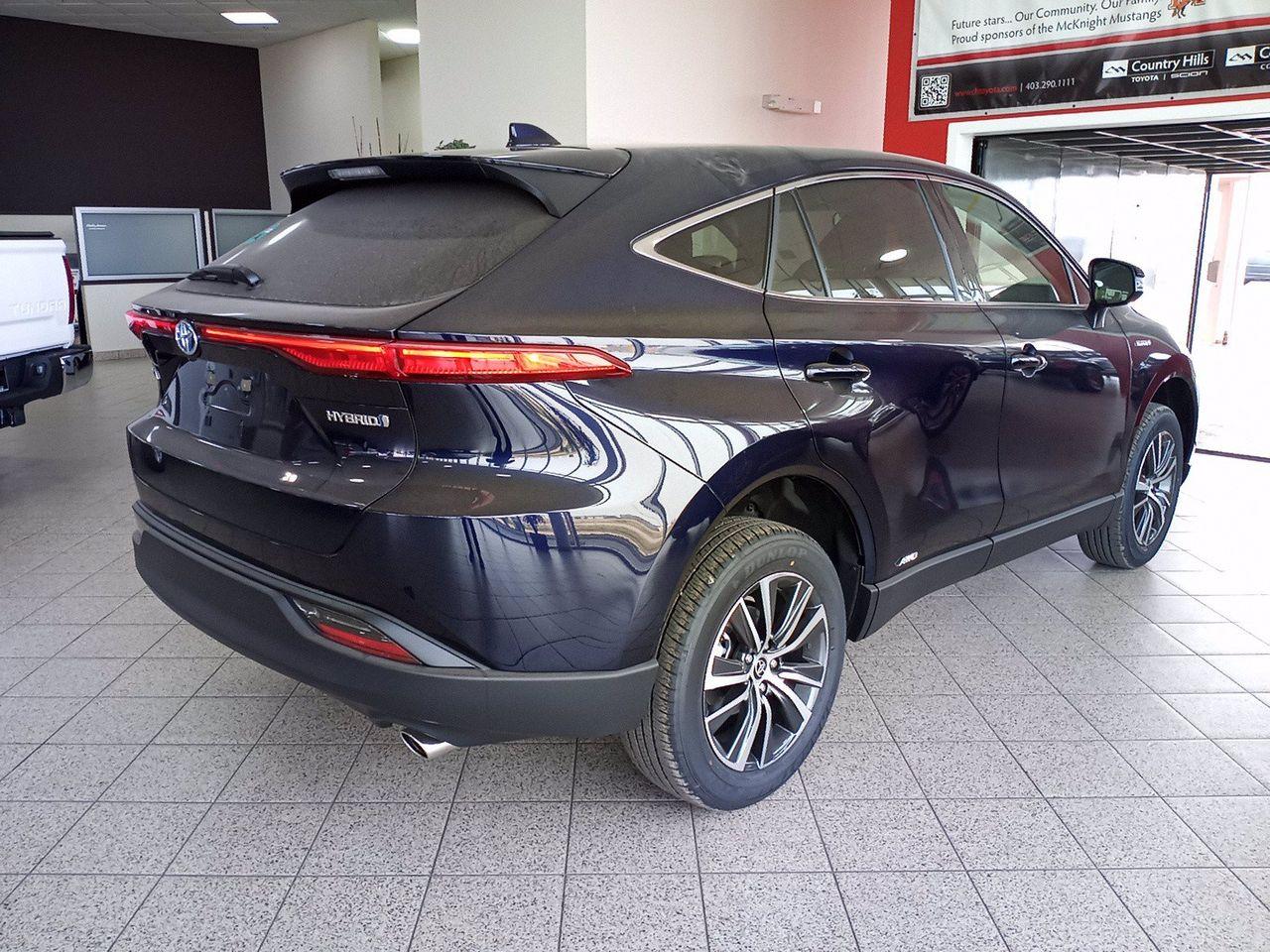 2021 Toyota Venza LE Hybrid-1