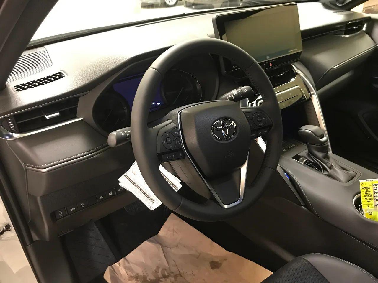 2021 Toyota Venza XLE-3